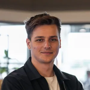 Finn - Physics tutor - Québec City