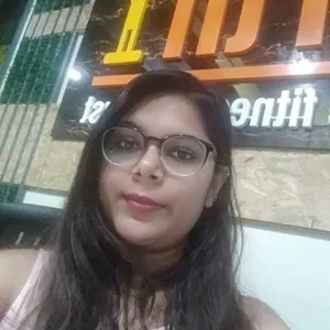 Manvi - Cooking teacher - Agra
