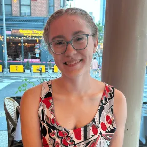 Eleanor - Grammar tutor - Girard