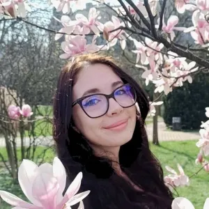 Cristiana - Profesor de chimie organică - Timișoara