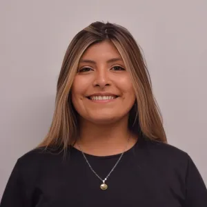 Zina - Guitar tutor - San Diego