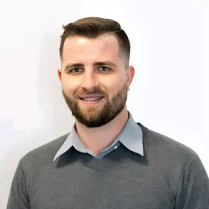 Ellis - Economics tutor - Vancouver