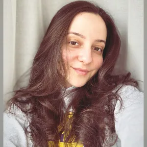 Daiana - Profesor de Engleză - Bistrița