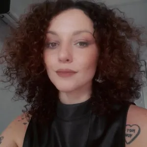 Ana Carolina - Prof de português (brasil) - Jardim Nova Esperanca