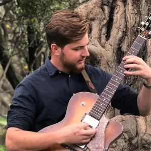 Tom - Guitar tutor - New York