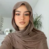 Hana - professeur d'arabe - Saint-Étienne
