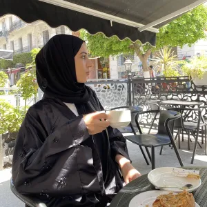 Aicha - professeur d'arabe - Pont-du-Château
