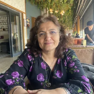 Saniye - Fransızca öğretmeni - 