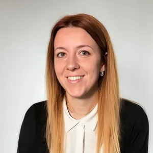 Nina - Singing tutor - Sydney