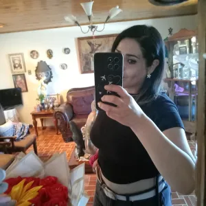 Nadia - Profesor de lenguaje y comunicación - Constitución
