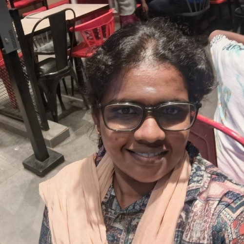 Pavithra - Maths teacher - โน1000/h