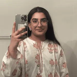 Zaineb - Biology tutor - Saskatoon