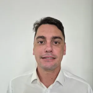 Felipe - Prof de inglês - Fazenda