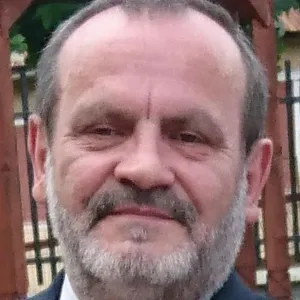 Emil - Profesor de informatică - Sărmaș