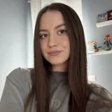 Patricia - Profesor de limba română - Suceava