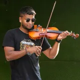 NAVAN - Violin coach - North Melbourne