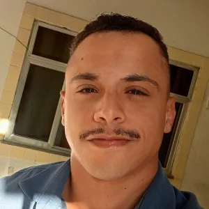Carlos Vinicius - Prof de inglês - Rio de Janeiro