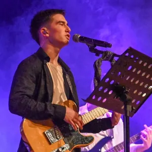 Bertuğ - Gitar öğretmeni - 