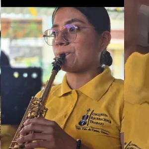 Flor Elena - Profesor de iniciación musical - Tultepec