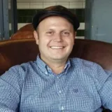 Daniel - Profesor de filozofie - București