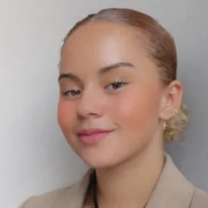 Léa - Prof d'anglais - Neuilly-sur-Marne