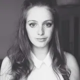 Roxane - Prof de Droit pénal - Paris