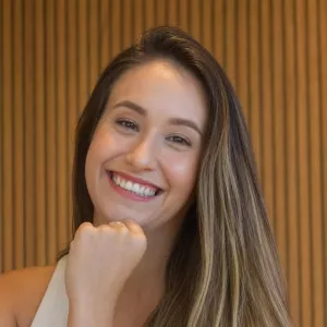 Brenda Hemielewski - Professor de informática - Balneário Camboriú
