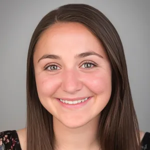 Chloe - Computer programming tutor - Al Ain