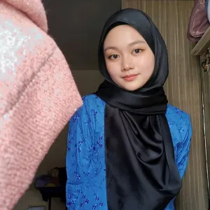 Nurfarhana - English tutor - Kuching