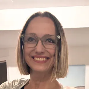Rébecca - Prof de maths - Bernex