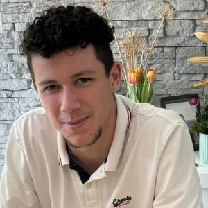 Victor - Prof de maths - Saint-Léger-les-Vignes