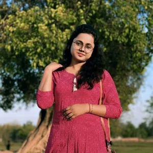 Pinki - Biology teacher - Gangarampur