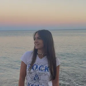 Ilyana - Prof de maths à Étoile-sur-Rhône - 21€/h