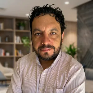 Luis R - profesor de creación de páginas web - Valparaíso
