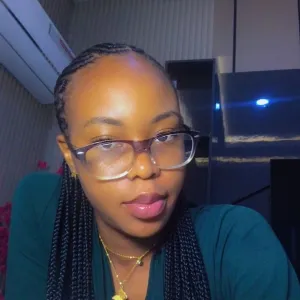 Alex-Hanson - Graphic design tutor - Port harcourt