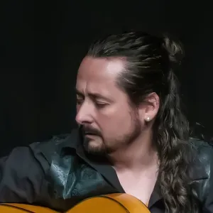 Carlos - profesor de guitarra - Oviedo