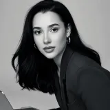 Roberta - Учител по Английски език - Пловдив