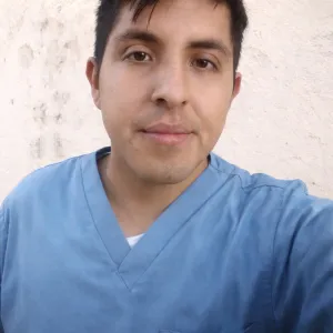 Bryan - Profe de medicina - Quito