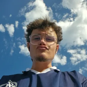 Tom - Prof d'anglais - Ploumilliau