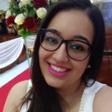 Gabriela - Prof de jornalismo - Centro