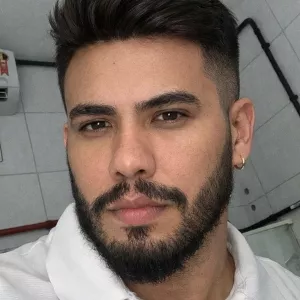Matheus - Prof de odontologia - Papicu