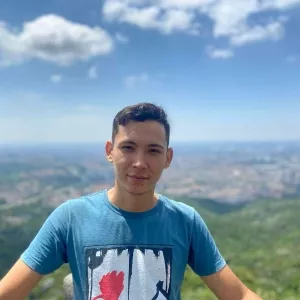 Lucas - Prof de programação - Centro