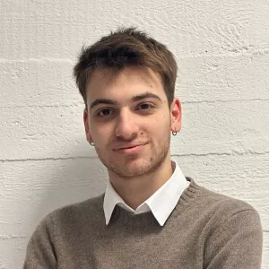 Luca - Insegnante di economia - Napoli