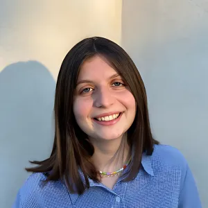 Alina - Physics tutor - Cardiff