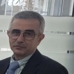 Faissal - Prof d'économie - Fès