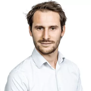 Thomas - Prof d'informatique - Genève