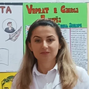 Jonida - trajnues gjuhe shqipe - Tiranë