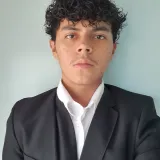 Gerardo - profesor de biología - Santa Tecla