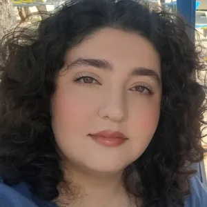 Nida - Piyano öğretmeni - Tarsus