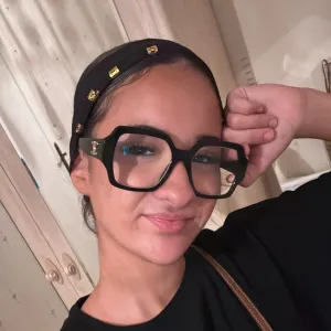 Nailla - Prof d'anglais - Bourges